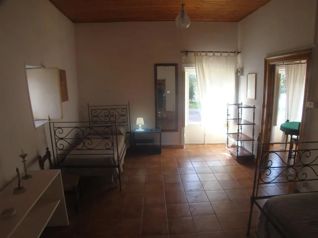 Masseria La Pergola Hotel Paterno  Country house Paterno (Sicily)