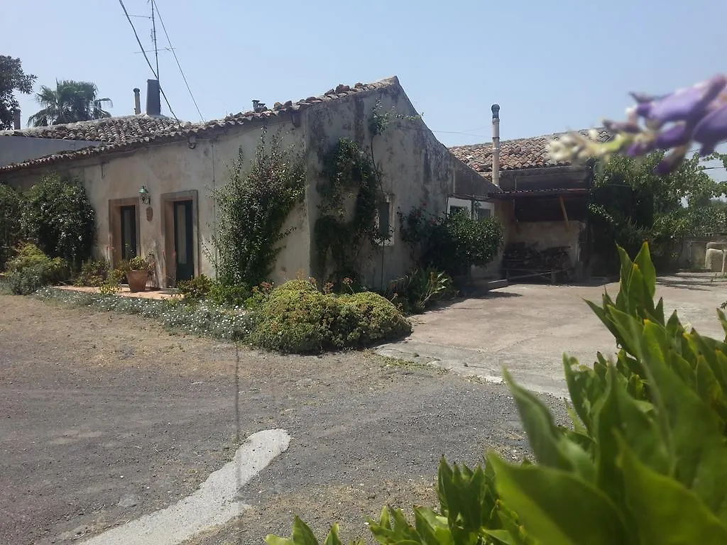 Masseria La Pergola Hotel Paterno  0*, Paterno (Sicily) Italy