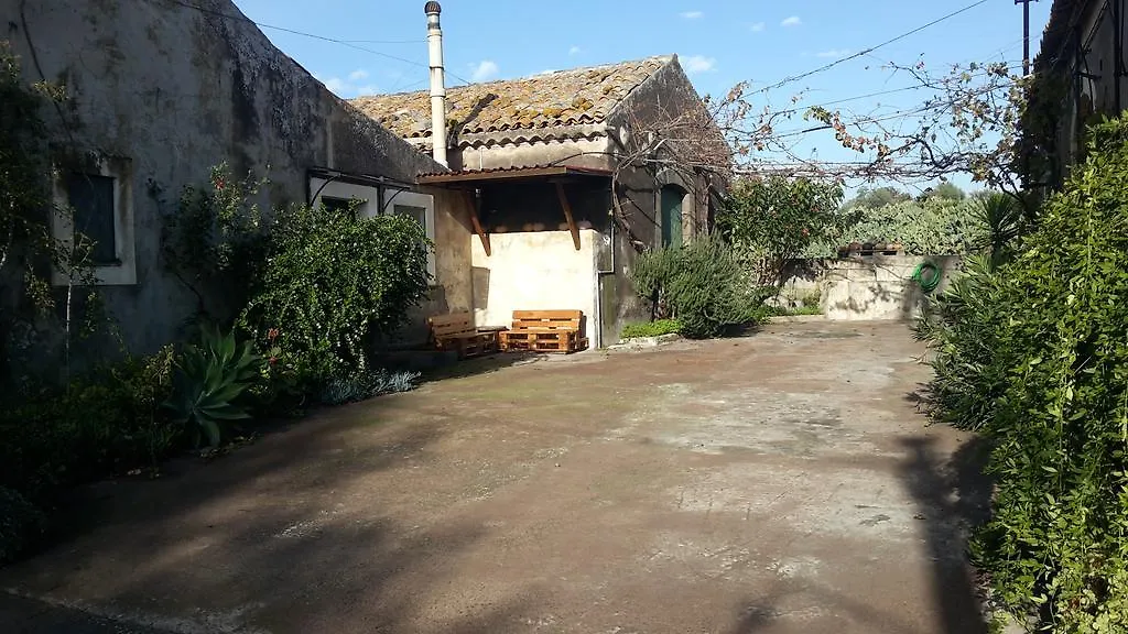 Masseria La Pergola Hotel Paterno
