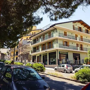 Bed & Breakfast Rocca Degli Etnei, Paterno (Sicily)